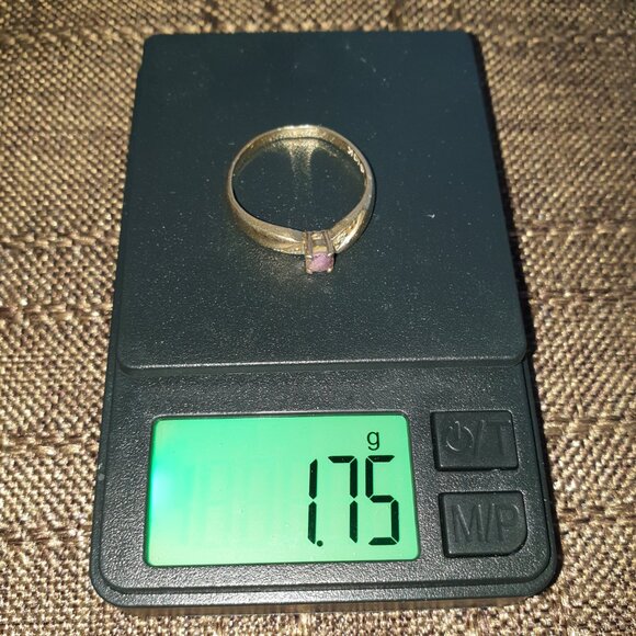 Dainty Vintage 10K Gold Lavender Sapphire & Diamond Nature-Inspired Leaf Ring - Picture 12 of 14